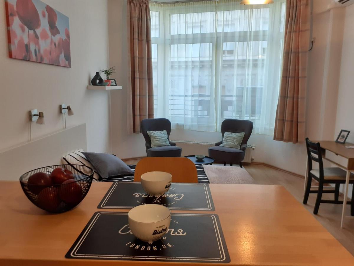 Central Belvedere Apartman Boedapest Buitenkant foto