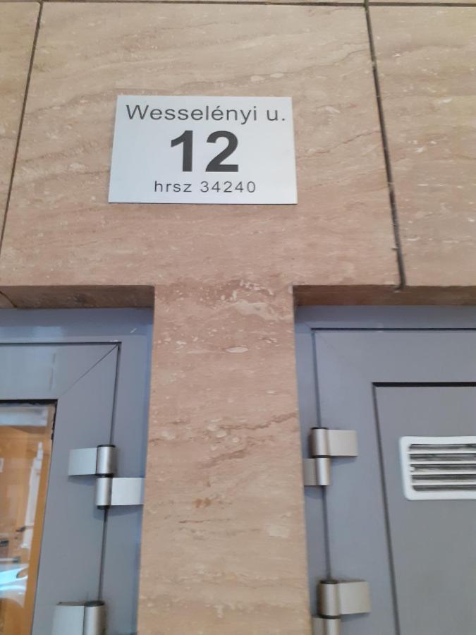 Central Belvedere Apartman Boedapest Buitenkant foto