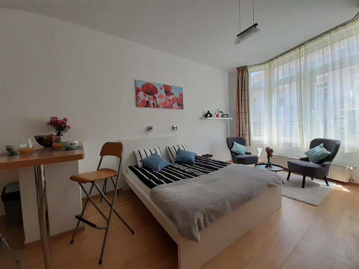 Central Belvedere Apartman Boedapest Buitenkant foto
