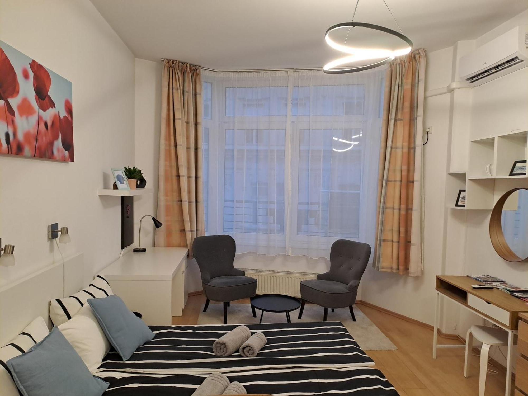 Central Belvedere Apartman Boedapest Buitenkant foto